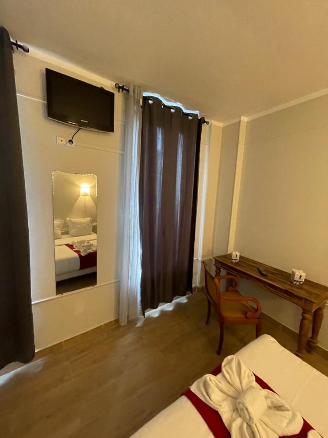 Hotel Central Saint-Denis  Kültér fotó
