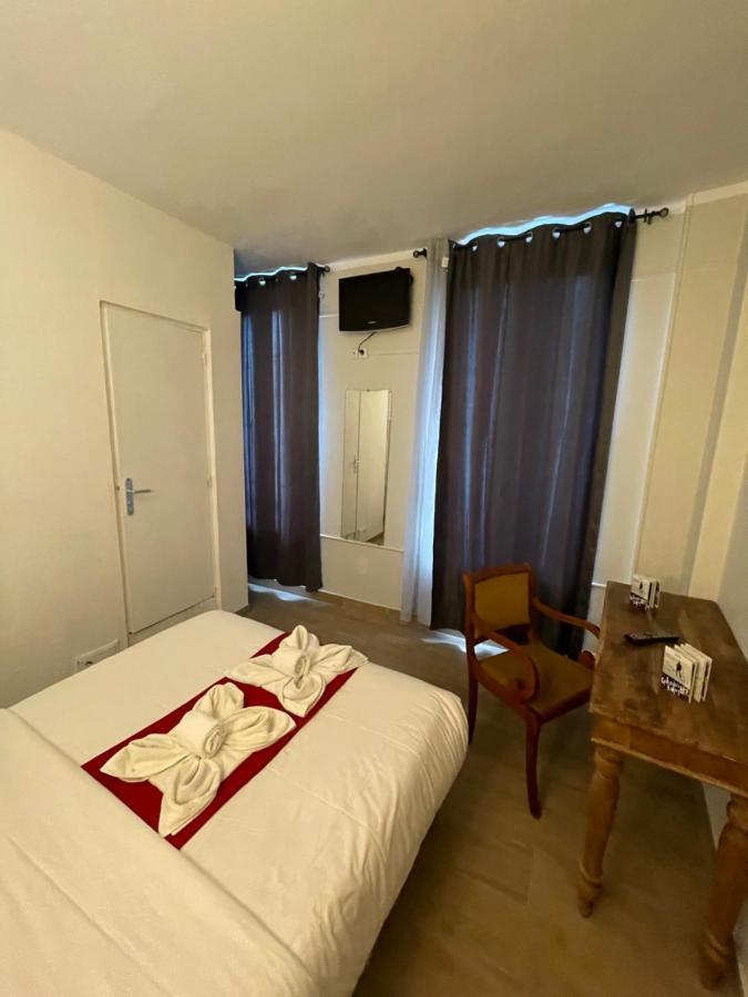 Hotel Central Saint-Denis  Kültér fotó