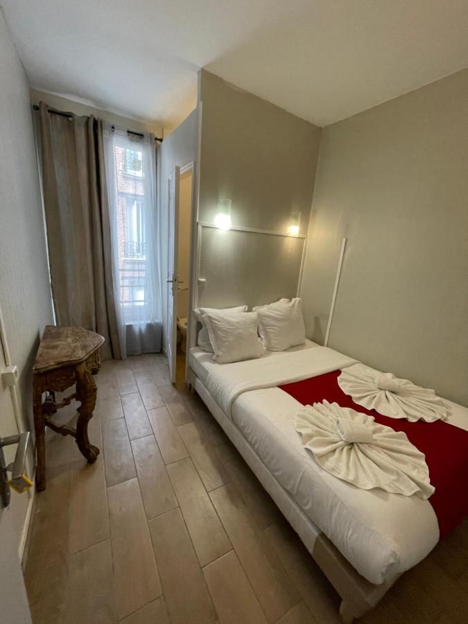 Hotel Central Saint-Denis  Kültér fotó